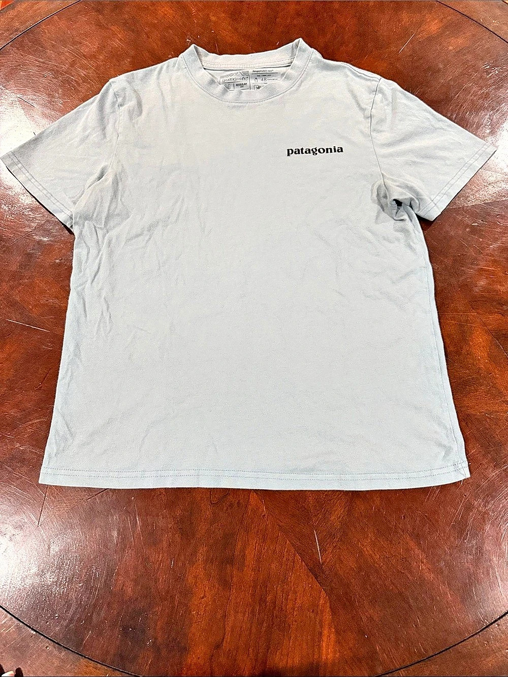 Patagonia Responsibili-Tee Graphic Short Sleeve Tee Size Medium